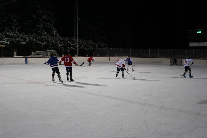 gal/Eishockeyspiel in Toblach/2008-02-02 SVR Eishockey 117.jpg